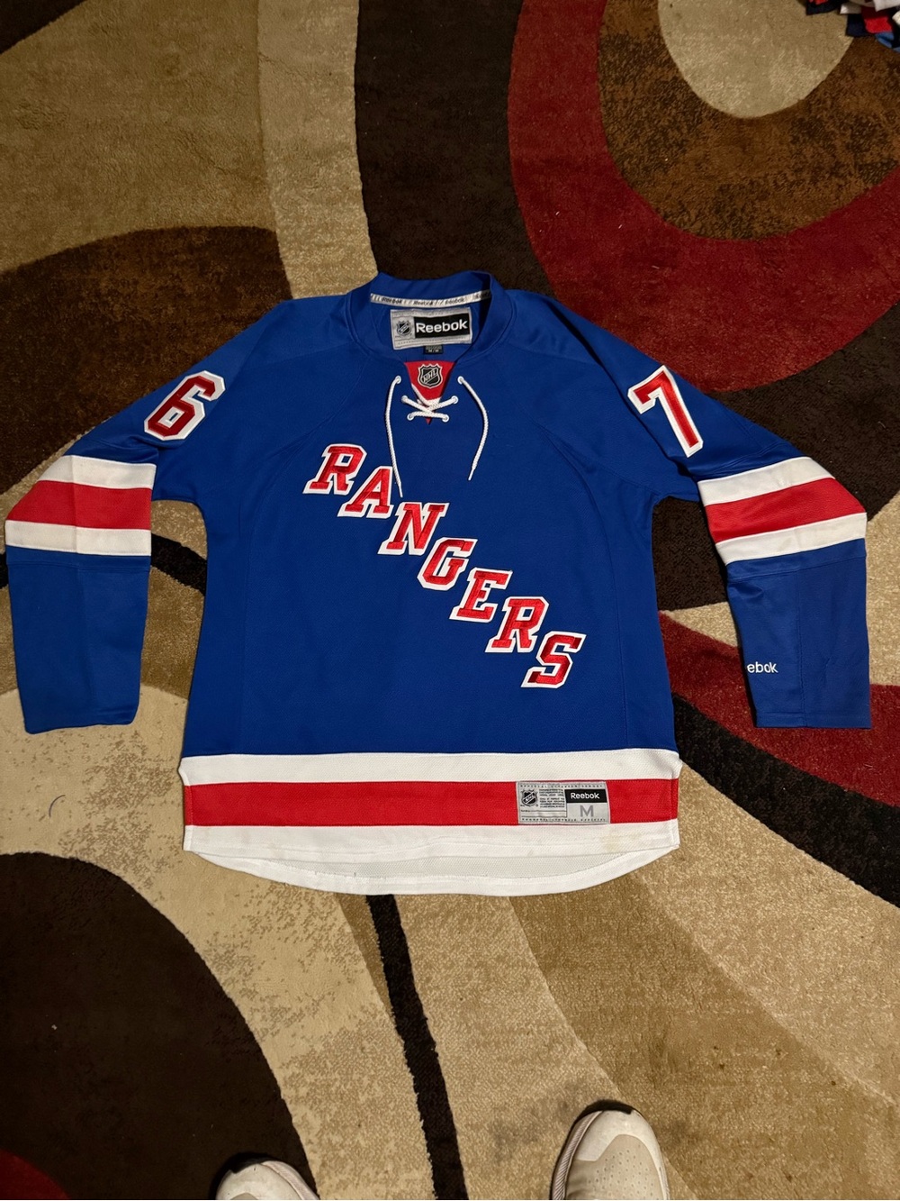 Reebok Blue New York Rangers Hockey Jersey size M awesome